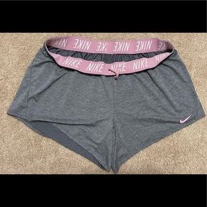 Woman’s Nike Plus Size Shorts 1X Gently Worn